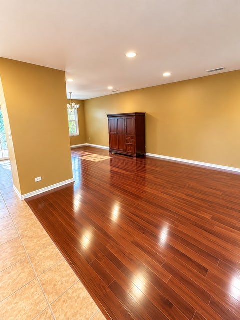 Tiny photo for 378 Thorncliffe Heights, Glendale Heights, IL 60139 (MLS # 12766189)