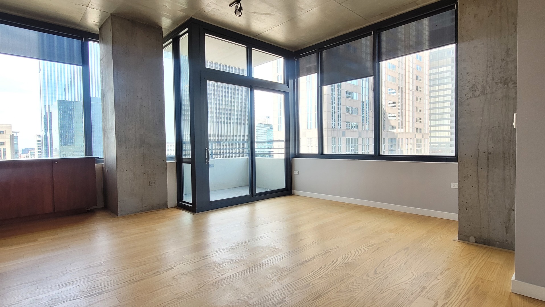 235 W Van Buren Street 2015