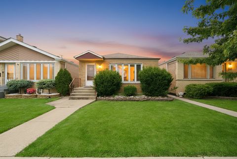 Tiny photo for 6111 W 55th Street, Chicago, IL 60638 (MLS # 12688891)