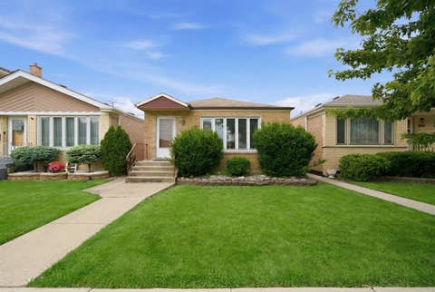 Photo of 6111 W 55th Street, Chicago, IL 60638 (MLS # 12688891)