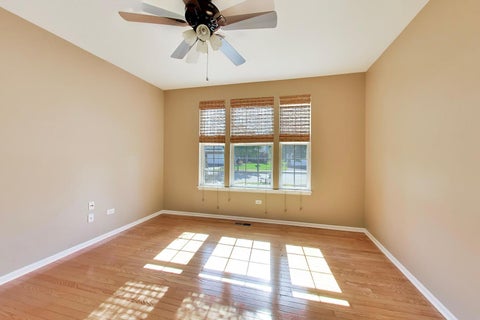 Tiny photo for 3172 Ravinia Circle, Mundelein, IL 60060 (MLS # 12771449)