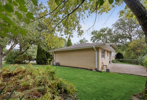 Tiny photo for 7525 W Manitoba Drive, Palos Heights, IL 60463 (MLS # 12761556)
