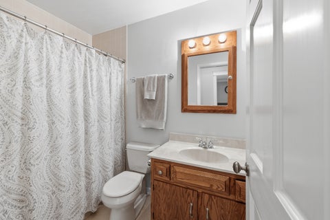 Tiny photo for 1222 Biscayne Drive, Elk Grove Village, IL 60007 (MLS # 12753225)