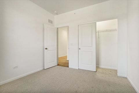 Tiny photo for 38 Tournament Drive, Hawthorn Woods, IL 60047 (MLS # 12494781)