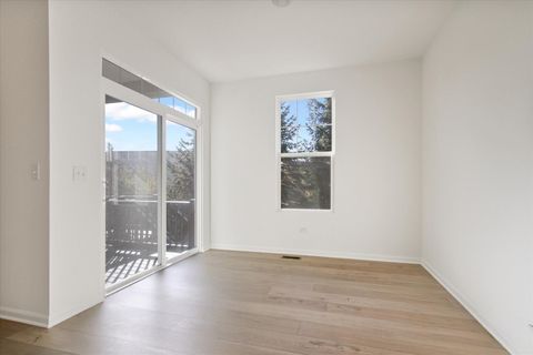 Tiny photo for 38 Tournament Drive, Hawthorn Woods, IL 60047 (MLS # 12494781)