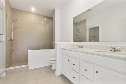 Tiny photo for 38 Tournament Drive, Hawthorn Woods, IL 60047 (MLS # 12494781)