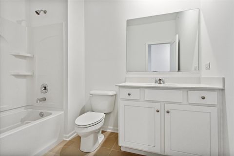 Tiny photo for 38 Tournament Drive, Hawthorn Woods, IL 60047 (MLS # 12494781)