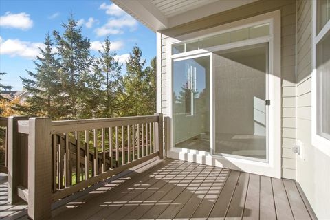 Tiny photo for 38 Tournament Drive, Hawthorn Woods, IL 60047 (MLS # 12494781)