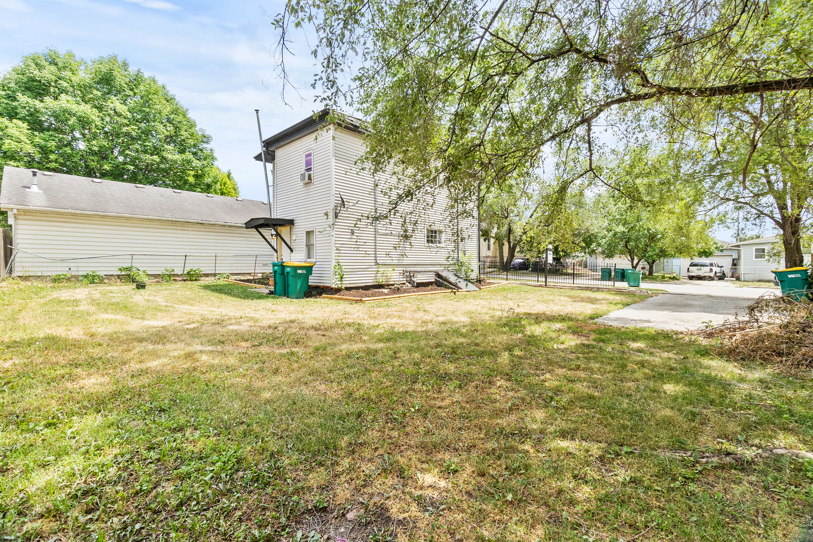 305 Irving Street