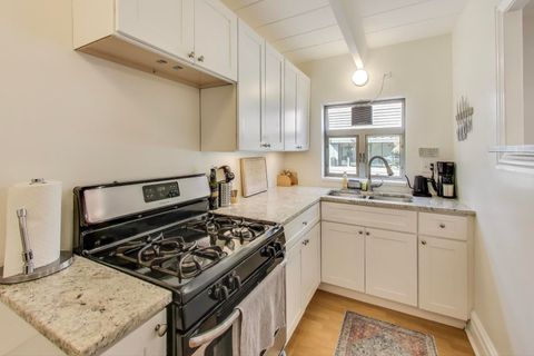 Tiny photo for 1862 Sherman Avenue #1NE, Evanston, IL 60201 (MLS # 12499359)
