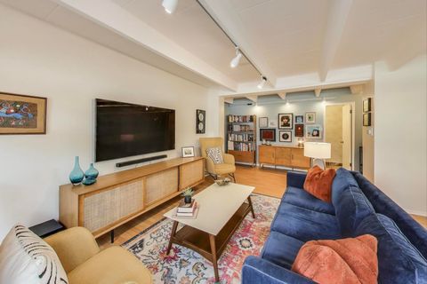 Tiny photo for 1862 Sherman Avenue #1NE, Evanston, IL 60201 (MLS # 12499359)