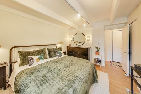 Tiny photo for 1862 Sherman Avenue #1NE, Evanston, IL 60201 (MLS # 12499359)