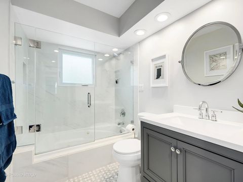 Tiny photo for 742 W Chestnut Street, Hinsdale, IL 60521 (MLS # 12572458)