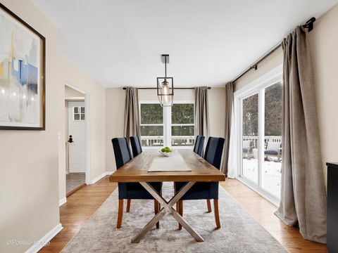 Tiny photo for 742 W Chestnut Street, Hinsdale, IL 60521 (MLS # 12572458)