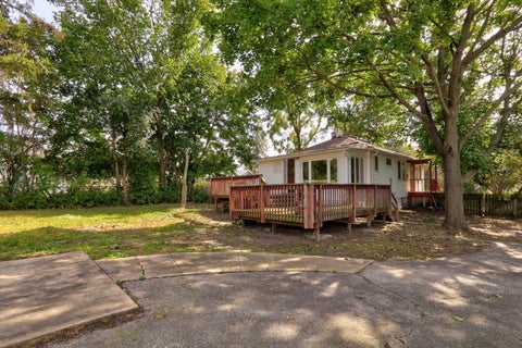Tiny photo for 26110 W Lakeview Avenue, Ingleside, IL 60041 (MLS # 12785802)