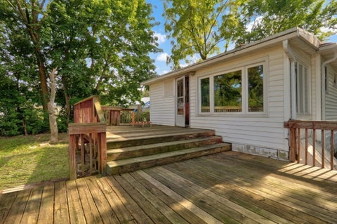 Tiny photo for 26110 W Lakeview Avenue, Ingleside, IL 60041 (MLS # 12785802)