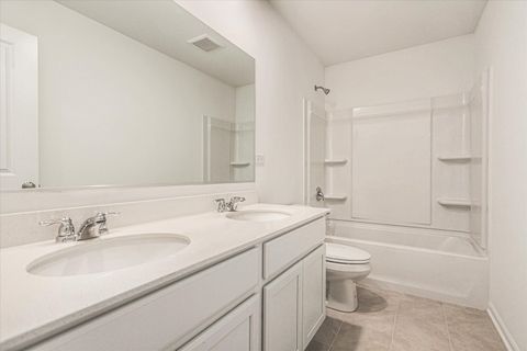 Tiny photo for 318 Monica Lane, Oswego, IL 60543 (MLS # 12437788)