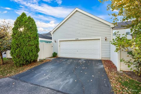 Tiny photo for 279 Garden Drive, Elgin, IL 60124 (MLS # 12527951)