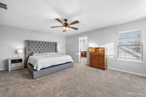 Tiny photo for 279 Garden Drive, Elgin, IL 60124 (MLS # 12527951)