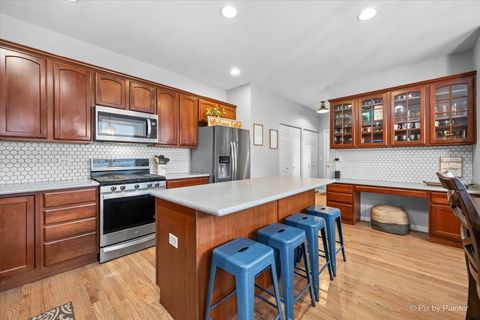 Tiny photo for 279 Garden Drive, Elgin, IL 60124 (MLS # 12527951)