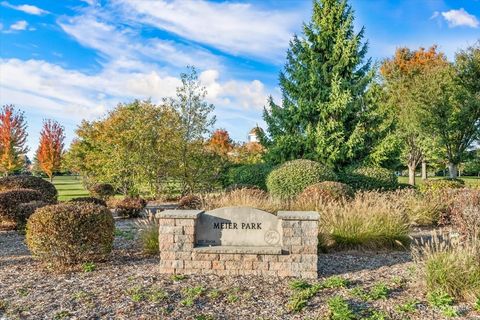 Tiny photo for 279 Garden Drive, Elgin, IL 60124 (MLS # 12527951)