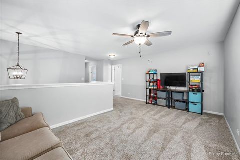 Tiny photo for 279 Garden Drive, Elgin, IL 60124 (MLS # 12527951)