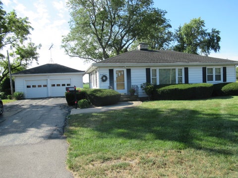 Photo of 3004 E Laraway Road, Joliet, IL 60433 (MLS # 12759838)