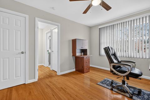 Tiny photo for 203 S See Gwun Avenue, Mount Prospect, IL 60056 (MLS # 12563325)