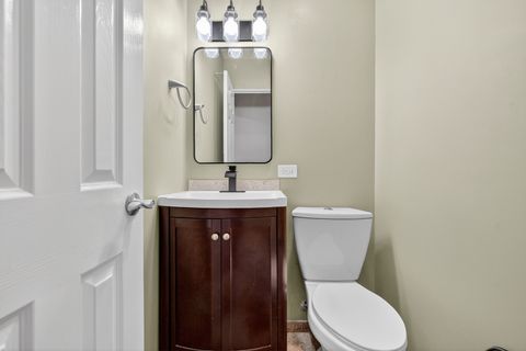 Tiny photo for 203 S See Gwun Avenue, Mount Prospect, IL 60056 (MLS # 12563325)