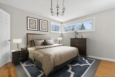 Tiny photo for 203 S See Gwun Avenue, Mount Prospect, IL 60056 (MLS # 12563325)