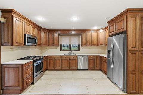 Tiny photo for 1889 Winkler Court, Lisle, IL 60532 (MLS # 12579654)