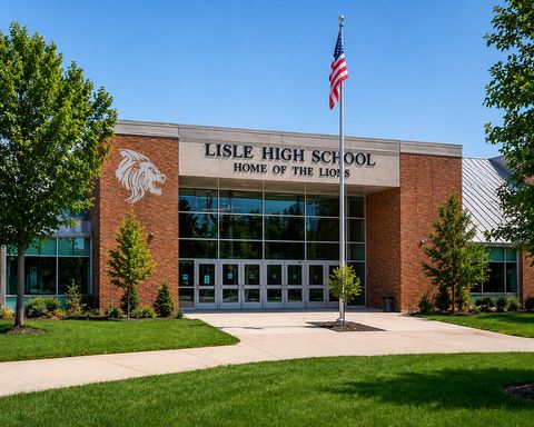 Tiny photo for 1889 Winkler Court, Lisle, IL 60532 (MLS # 12579654)