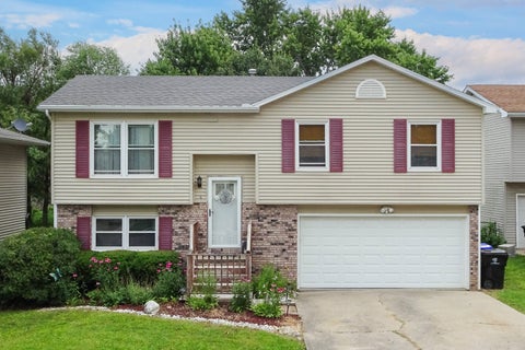 Tiny photo for 4 Moonstone Court, Bloomington, IL 61704 (MLS # 12667053)