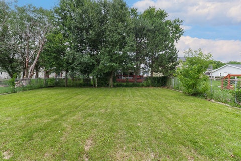 Tiny photo for 4 Moonstone Court, Bloomington, IL 61704 (MLS # 12667053)