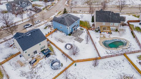 Tiny photo for 408 Fountain Avenue, Elgin, IL 60124 (MLS # 12597108)
