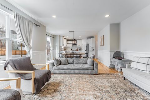 Tiny photo for 408 Fountain Avenue, Elgin, IL 60124 (MLS # 12597108)