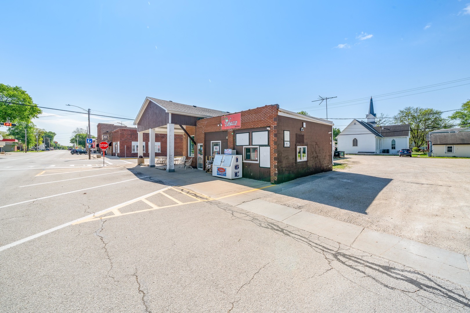 207 W Si Johnson Street