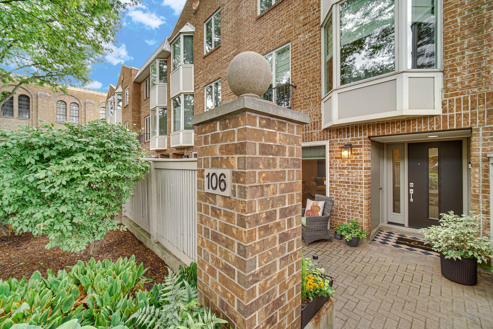106 BISHOP QUARTER Lane 0