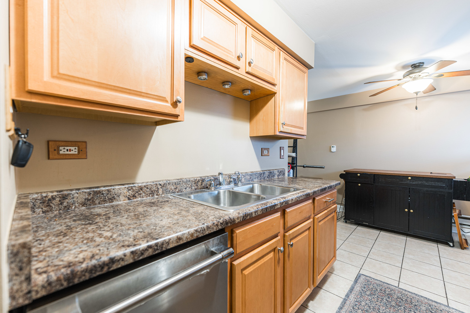 1815 Whitechapel Drive 2D