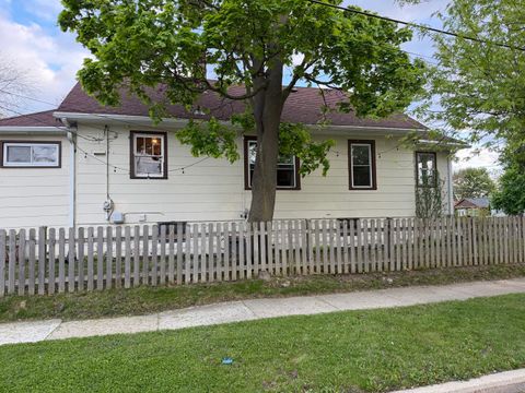 Tiny photo for 825 N Butrick Street, Waukegan, IL 60085 (MLS # 12650154)