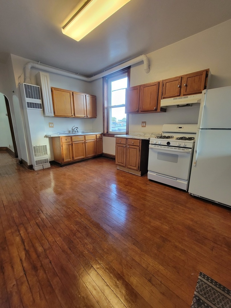 2014 N Kedzie Avenue 2R