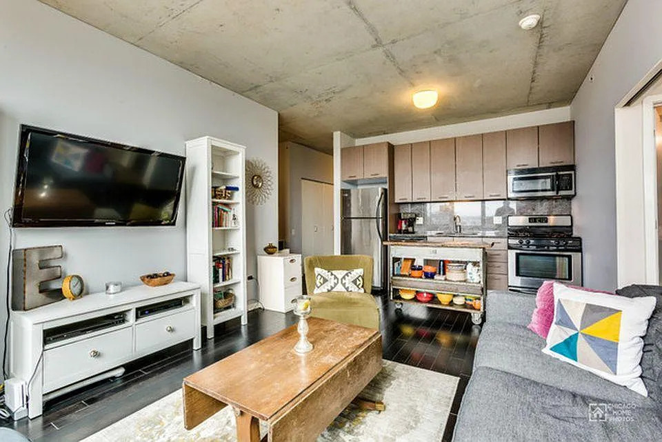 659 W Randolph Street 911