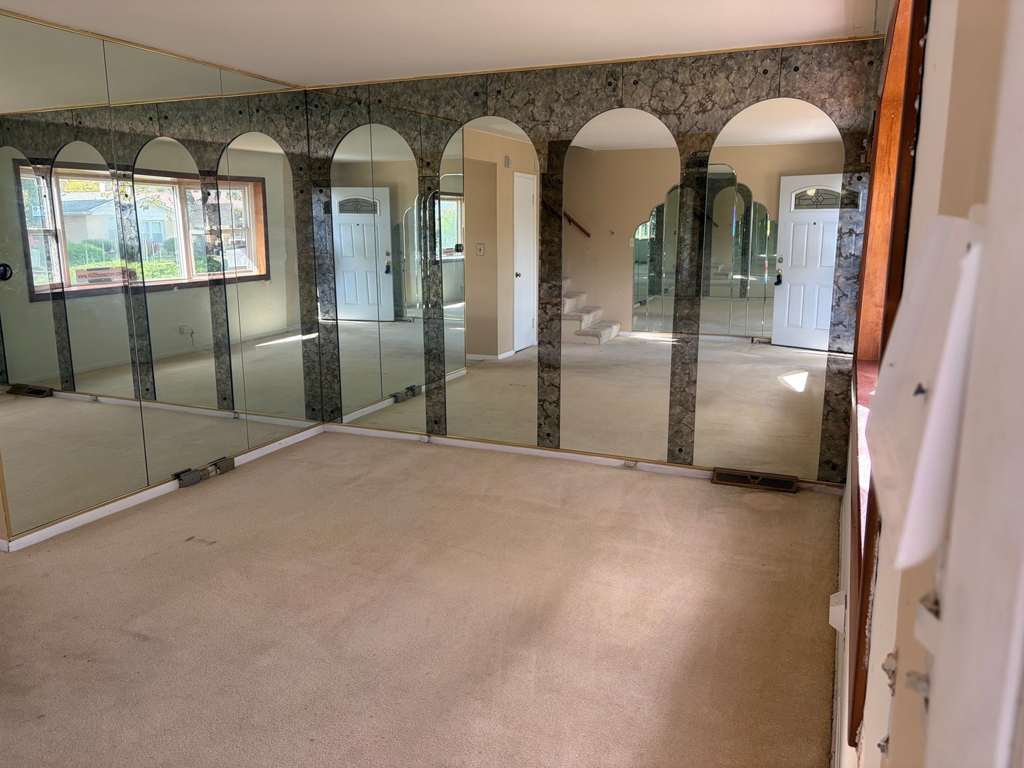 11723 S Throop Street