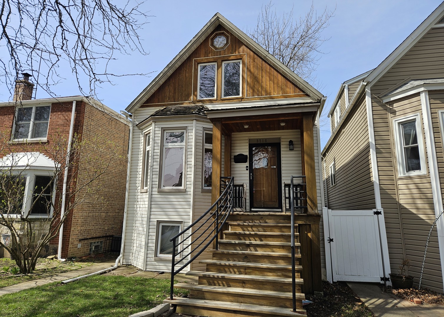 3716 N Mozart Street