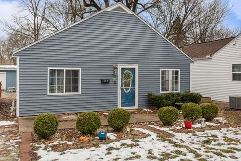 Photo of 607 N James Street, Champaign, IL 61821 (MLS # 12522802)