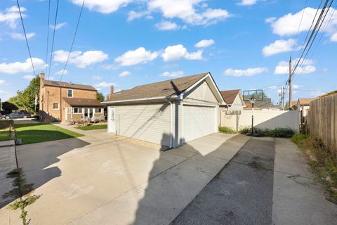 Tiny photo for 5733 S New England Avenue, Chicago, IL 60638 (MLS # 12512983)