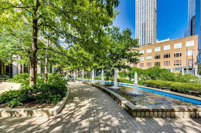 400 N Lasalle Drive 1303