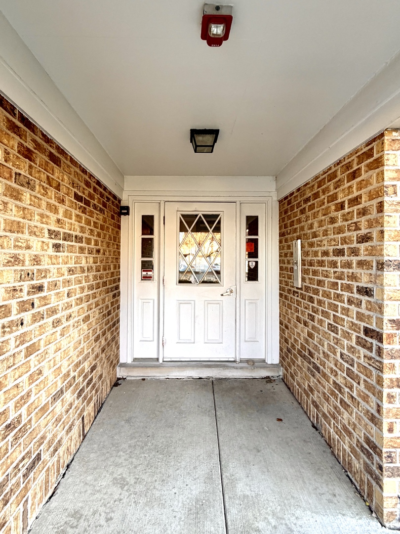 1212 Williamsport Drive 4