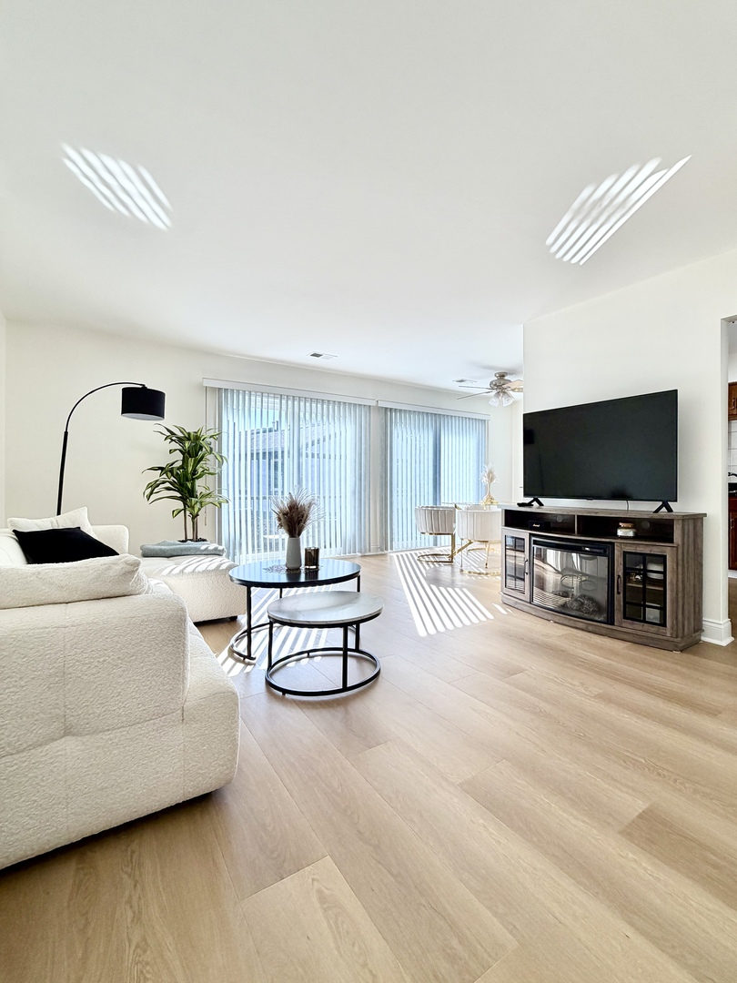 1212 Williamsport Drive 4