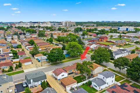 Tiny photo for 4850 Michigan Avenue, Schiller Park, IL 60176 (MLS # 12724709)